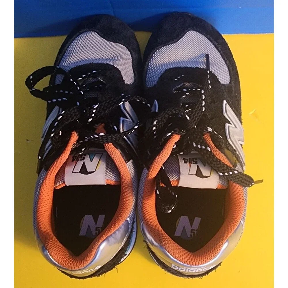 New Balance Model 574BB1 Low Top Multicolor Lace Up Boy Sneaker  Size  1.5